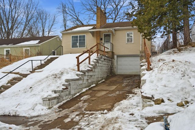 40 Winona Street E, Saint Paul, MN 55107