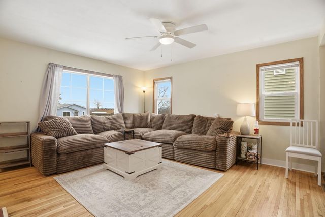 40 Winona Street E, Saint Paul, MN 55107