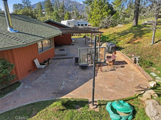 3868 Pinecrest Drive, Mariposa, CA 95338