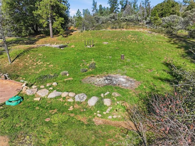 3868 Pinecrest Drive, Mariposa, CA 95338