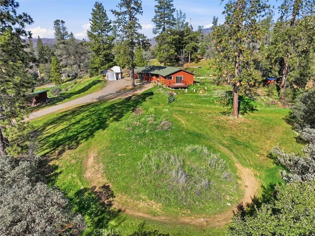 3868 Pinecrest Drive, Mariposa, CA 95338