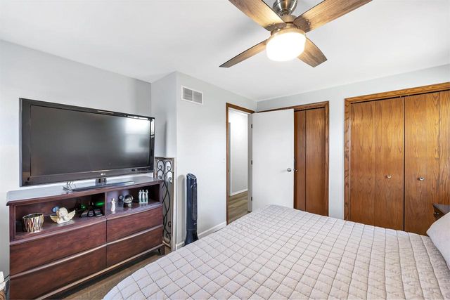 1732 CHARLES STREET, De Pere, WI 54115