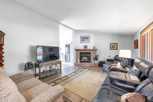 1732 CHARLES STREET, De Pere, WI 54115