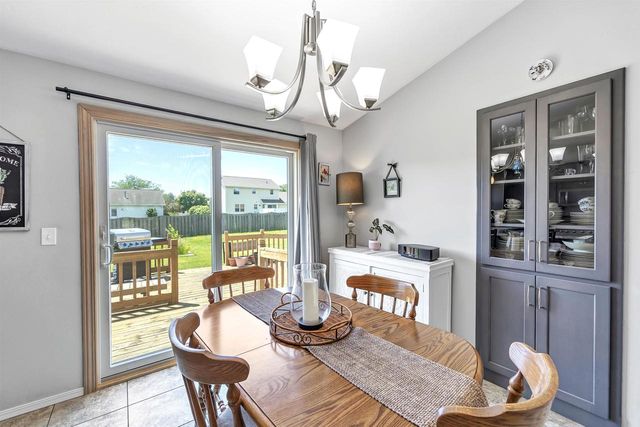1732 CHARLES STREET, De Pere, WI 54115