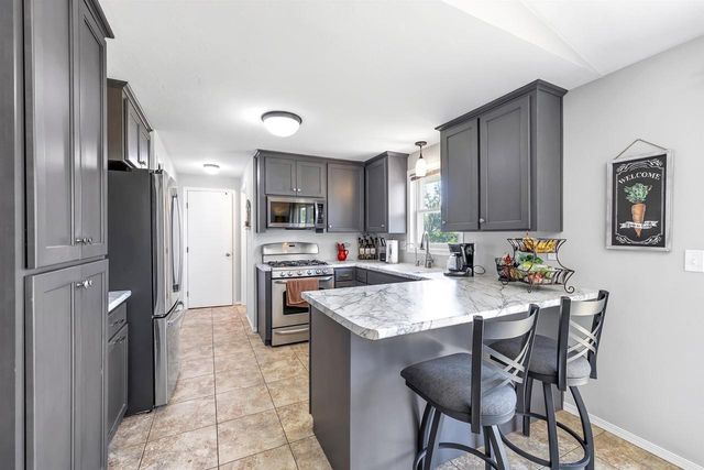1732 CHARLES STREET, De Pere, WI 54115