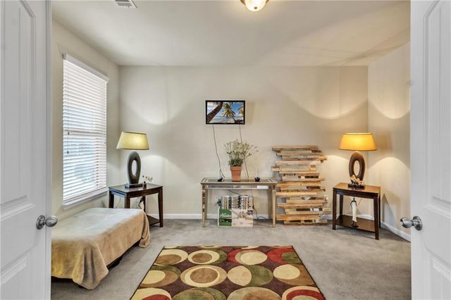 1293 Heartwood Avenue, Mcdonough, GA 30253