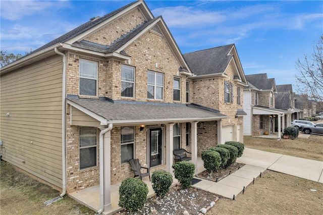 1293 Heartwood Avenue, Mcdonough, GA 30253