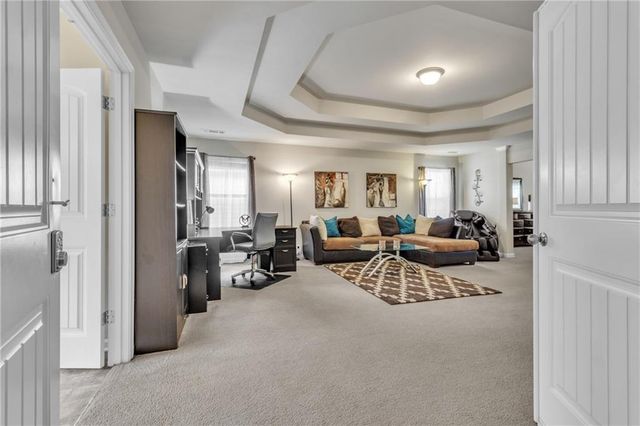 1293 Heartwood Avenue, Mcdonough, GA 30253