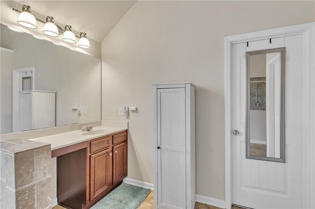 1293 Heartwood Avenue, Mcdonough, GA 30253