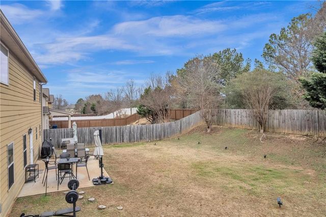 1293 Heartwood Avenue, Mcdonough, GA 30253