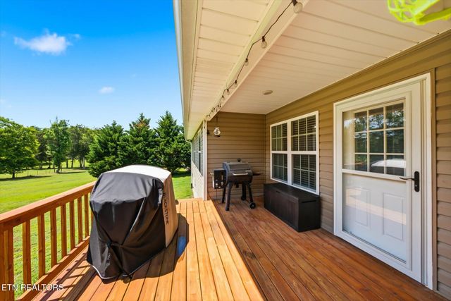 108 County Road 7030, Athens, TN 37303