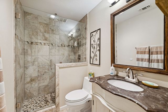 1924 Victoria Circle, Mckinney, TX 75072