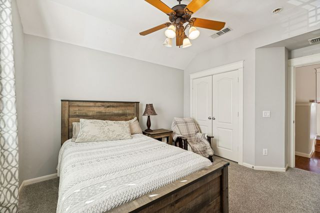 1924 Victoria Circle, Mckinney, TX 75072