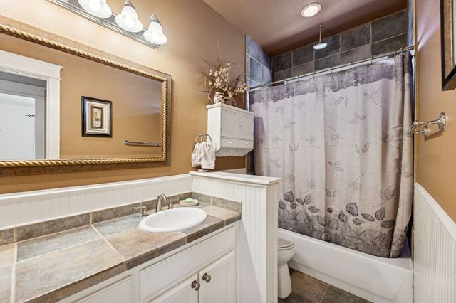 1924 Victoria Circle, Mckinney, TX 75072