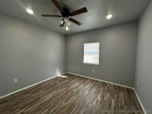 20030 E 794 Road, Tahlequah, OK 74464