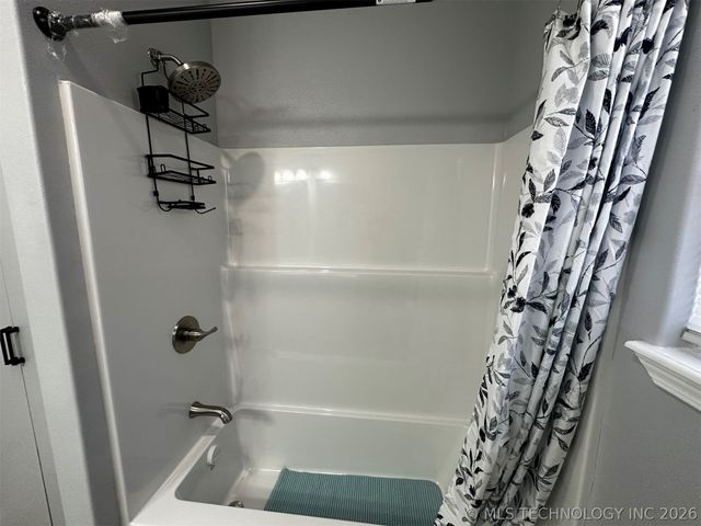 20030 E 794 Road, Tahlequah, OK 74464