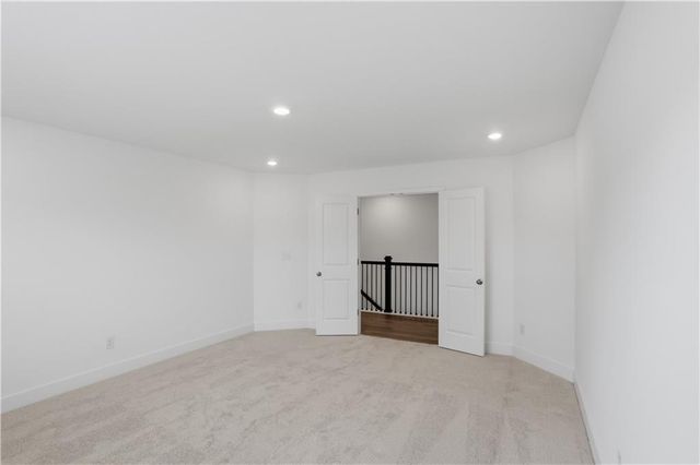 209 Deer Valley Run, Canton, GA 30115