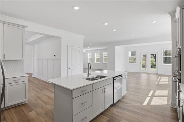 209 Deer Valley Run, Canton, GA 30115