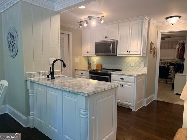 44 Innsbruck Lane, Pine Mountain, GA 31822