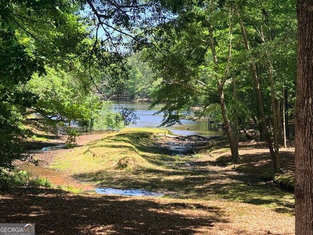 44 Innsbruck Lane, Pine Mountain, GA 31822