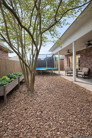 3122 Grand Way Ave, Baton Rouge, LA 70810