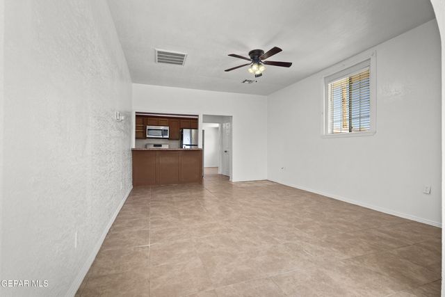 209 N SEVILLE A, El Paso, TX 79905