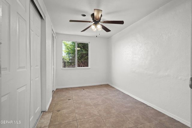 209 N SEVILLE A, El Paso, TX 79905