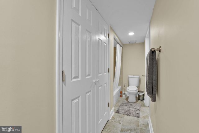 423 LONDON CT, Westminster, MD 21157