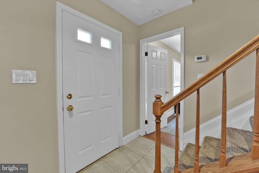 Image 19 of property listing at 423 LONDON CT, Westminster, MD 21157