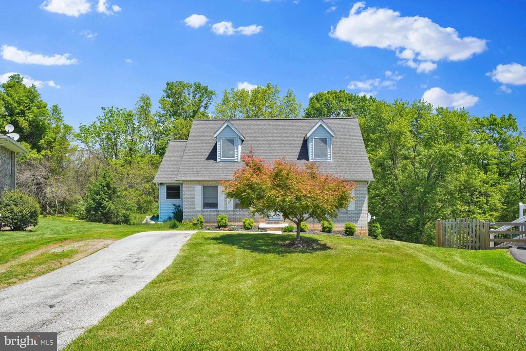 Image 42 of property listing at 423 LONDON CT, Westminster, MD 21157
