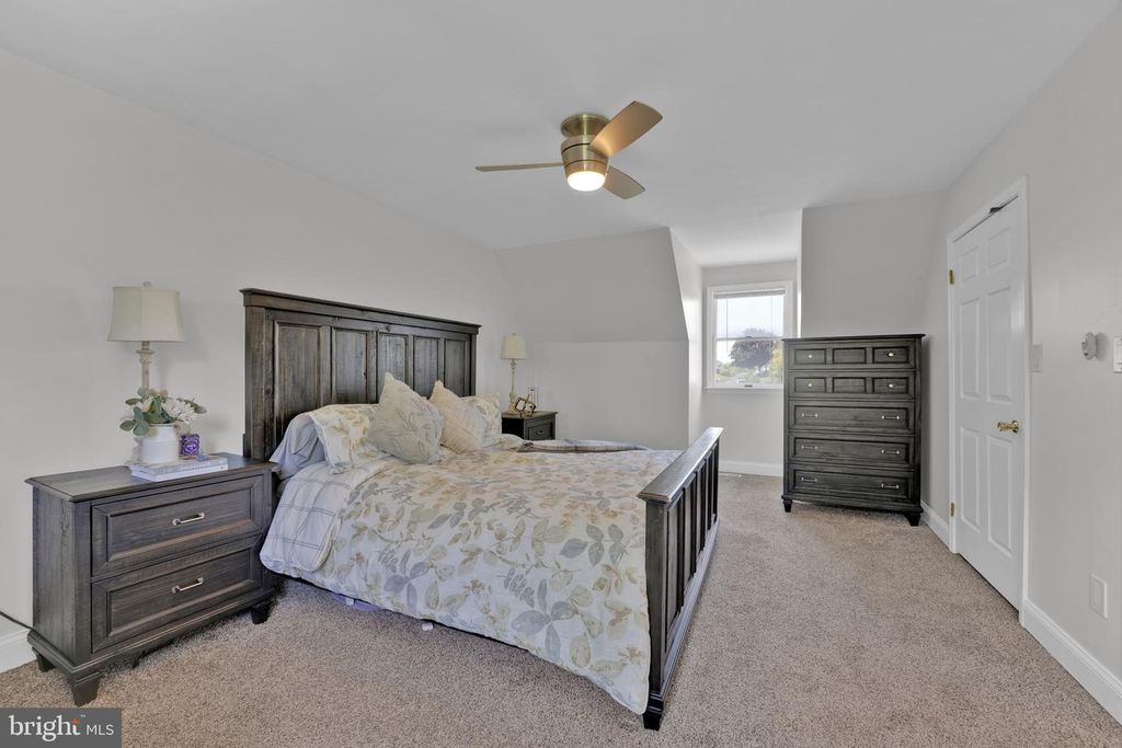 Image 5 of property listing at 423 LONDON CT, Westminster, MD 21157