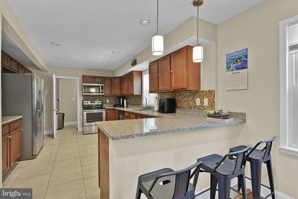 Image 7 of property listing at 423 LONDON CT, Westminster, MD 21157