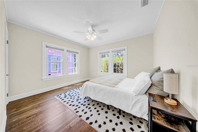 150 23RD AVENUE N, St Petersburg, FL 33704