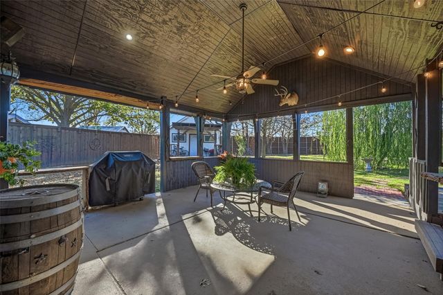 1701 Prairie Creek Court, Garland, TX 75040