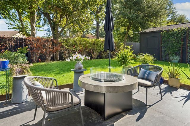 4130 Costa Rica Road, Houston, TX 77092