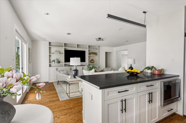 4130 Costa Rica Road, Houston, TX 77092