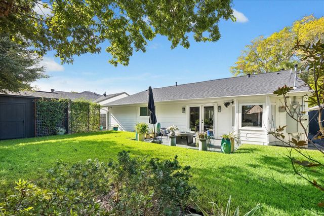 4130 Costa Rica Road, Houston, TX 77092