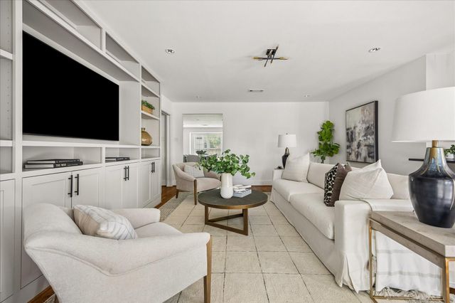 4130 Costa Rica Road, Houston, TX 77092