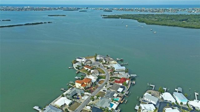 8740 43RD AVENUE N 136, St Petersburg, FL 33709