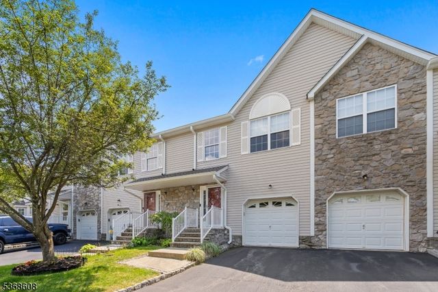 13 Jill Ct 13, Franklin Twp., NJ 08873