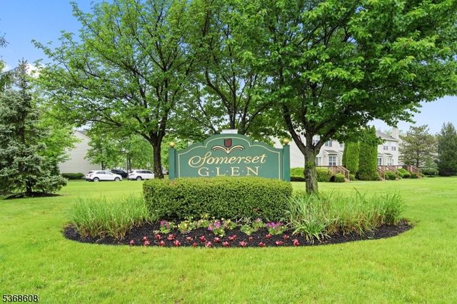 13 Jill Ct 13, Franklin Twp., NJ 08873