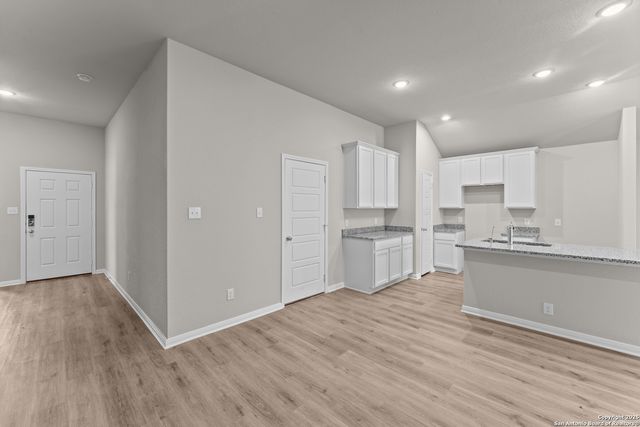 15411 Salmon Spring, San Antonio, TX 78245