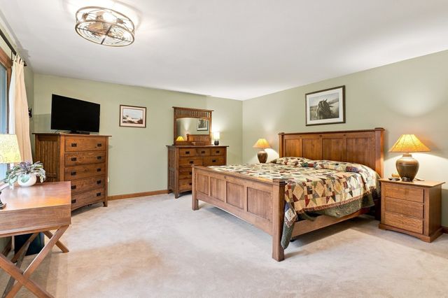 229 Se Main St, Douglas, MA 01516