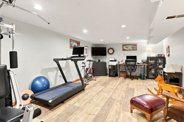229 Se Main St, Douglas, MA 01516