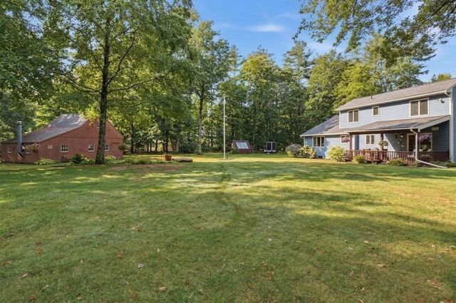 229 Se Main St, Douglas, MA 01516