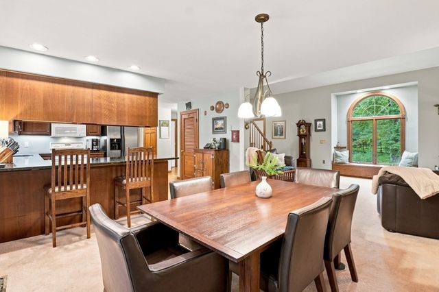 229 Se Main St, Douglas, MA 01516