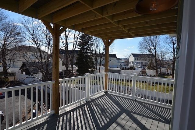 35 Lincoln St 2, Winthrop, MA 02152