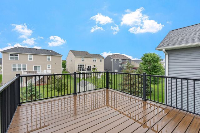 8340 Deerwood Lane N, Maple Grove, MN 55369