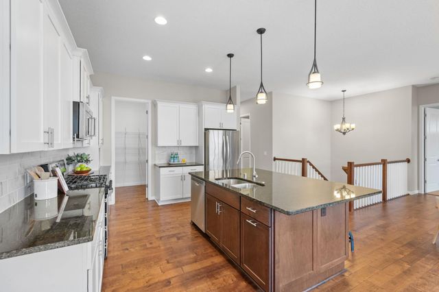 8340 Deerwood Lane N, Maple Grove, MN 55369