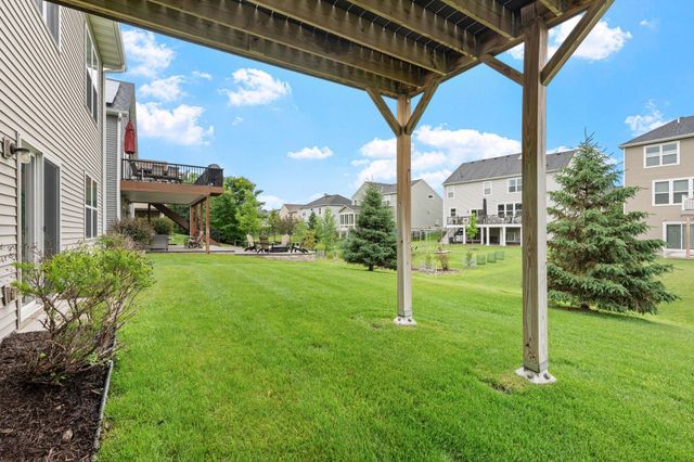 8340 Deerwood Lane N, Maple Grove, MN 55369